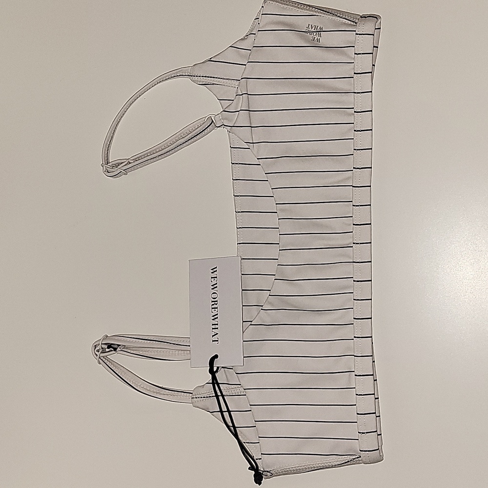 SALE🙌WeWoreWhat cami bra top Size XS